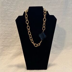 Vintage Gold Chain Necklace with Black Clover Pendant - Women Jewelry